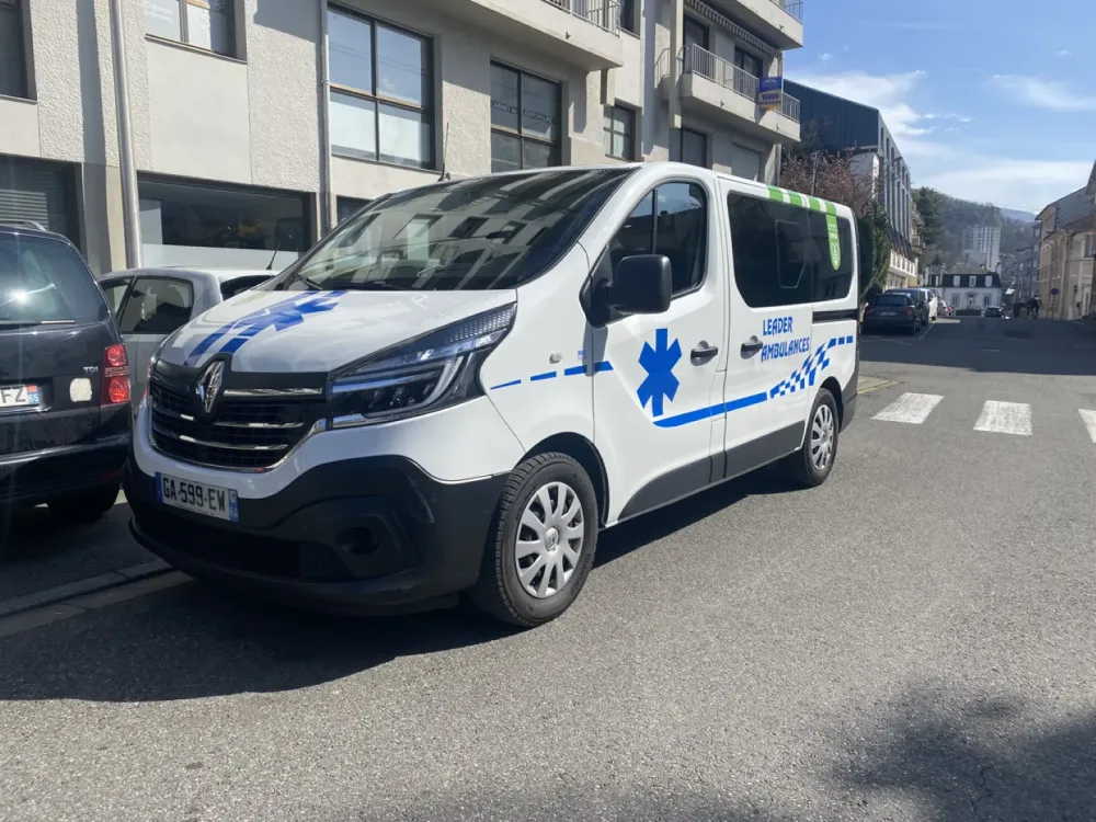 ambulance des Ambulances Taxis  Du Lavedan & Leader
