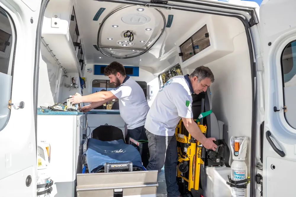 ambulanciers des Ambulances Taxis  Du Lavedan & Leader